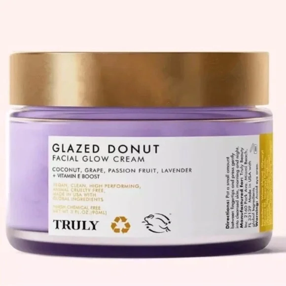 NWT New Truly Glazed Donut Facial Glow Cream Moisturizer Skin Care - Picture 2 of 4